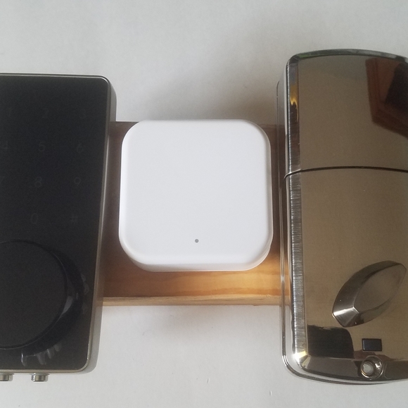 Smart Lock Gateway for Front Door